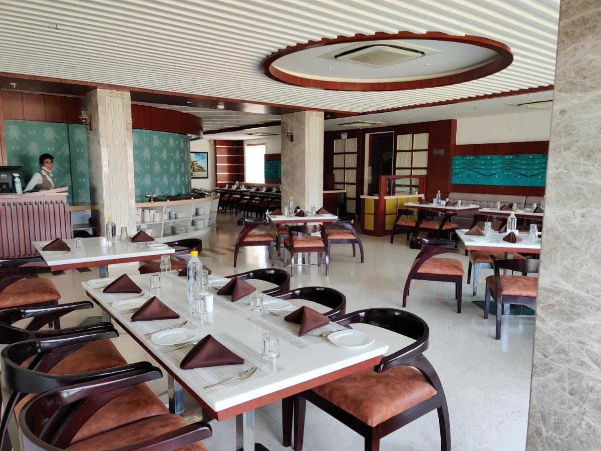 Comfort Inn Benares Varanasi Exterior foto