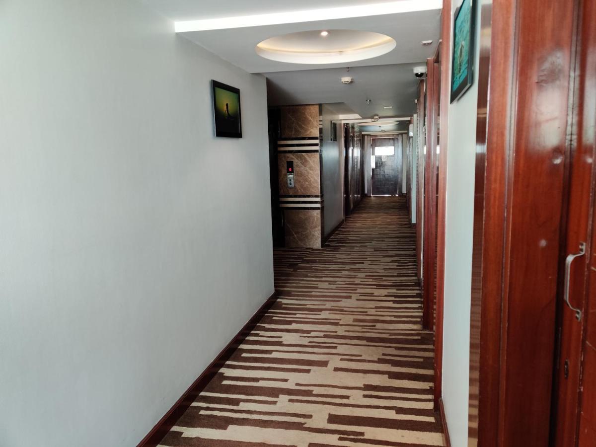 Comfort Inn Benares Varanasi Exterior foto