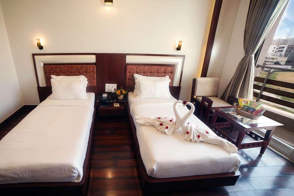 Comfort Inn Benares Varanasi Quarto foto