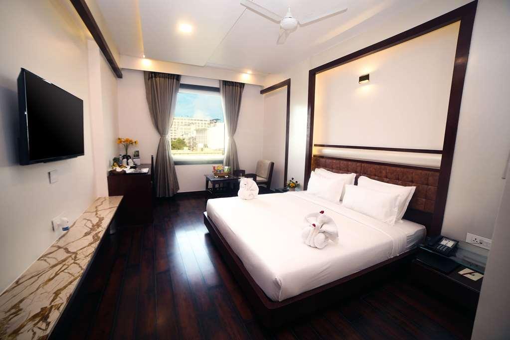 Comfort Inn Benares Varanasi Quarto foto